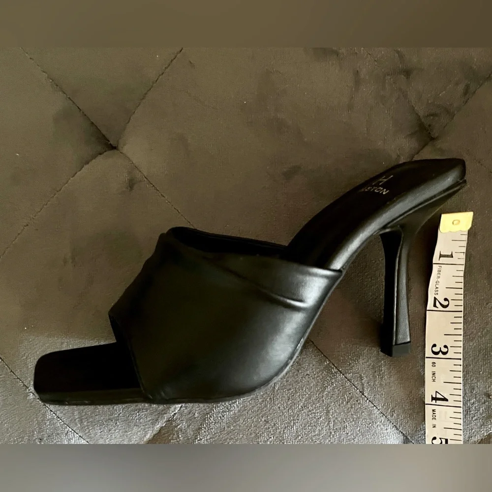Halston Heritage Luanda Black Mules Sleek Minimalist Design size 6